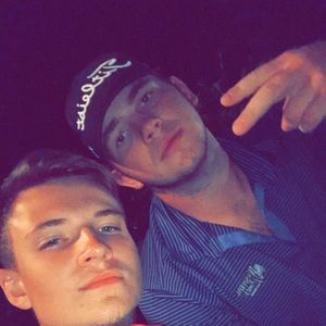 Meet your Posher, Logan